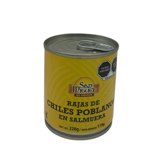 Rajas de chiles poblano en salmuera, San Miguel, presentación de 220 g